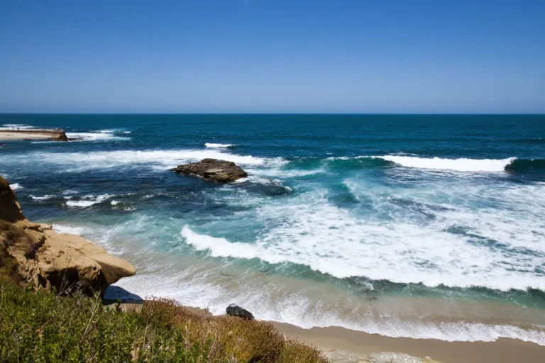 sorrento-valley-beach-view